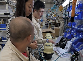 WORK / LIVE 干活  Beijing / Making Art on the Factory Floor: NYU Shanghai CEL Trip to Beijing